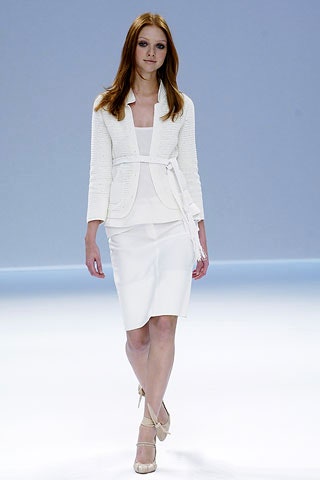white cotton fitted pencil skirt