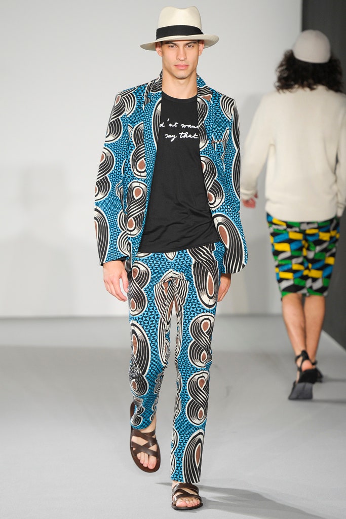 blue printed suit with black t-shirt
