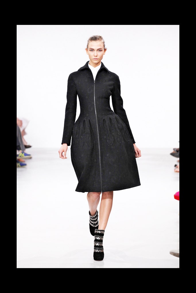 black wool fitted coat