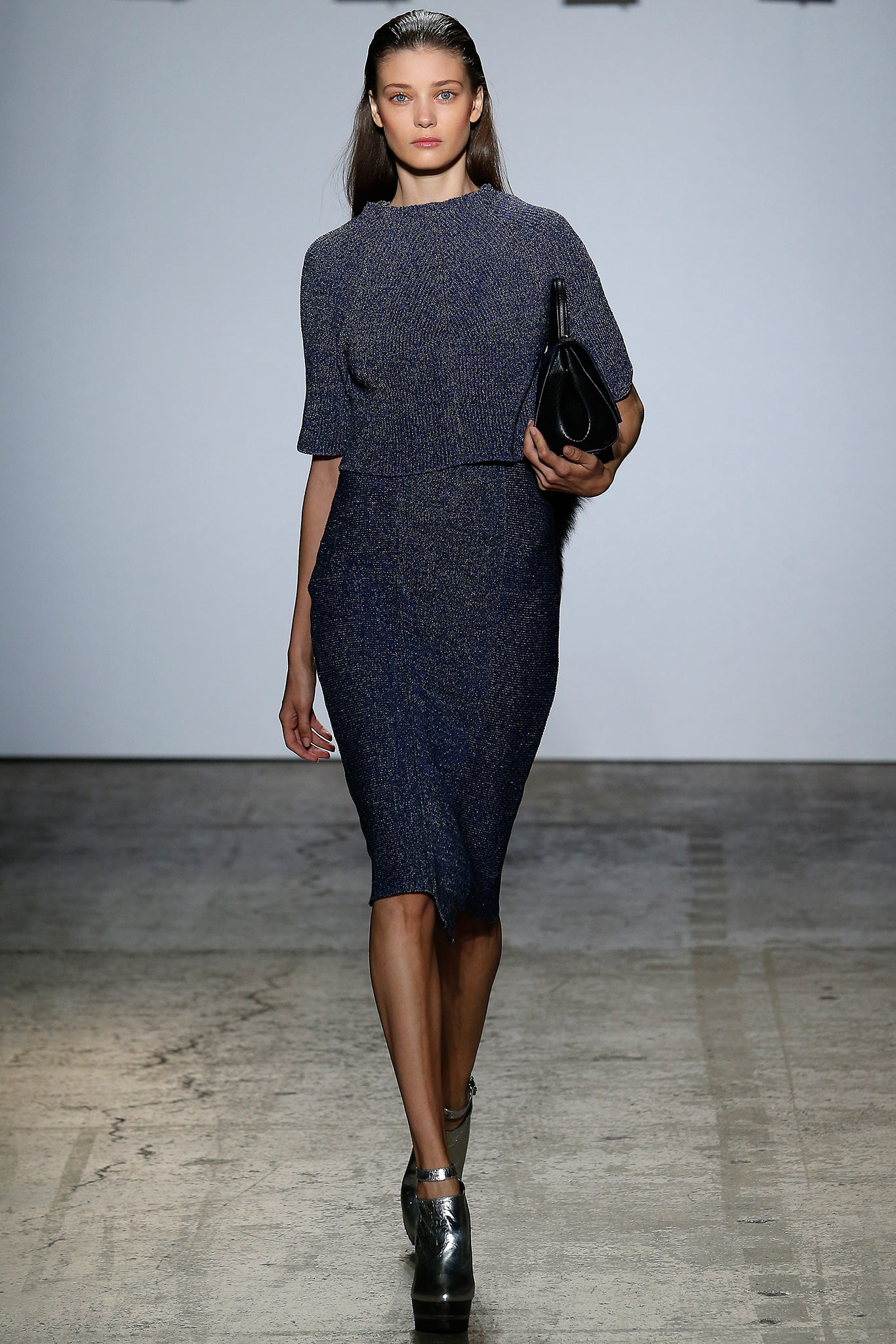 fitted blue knit midi dress