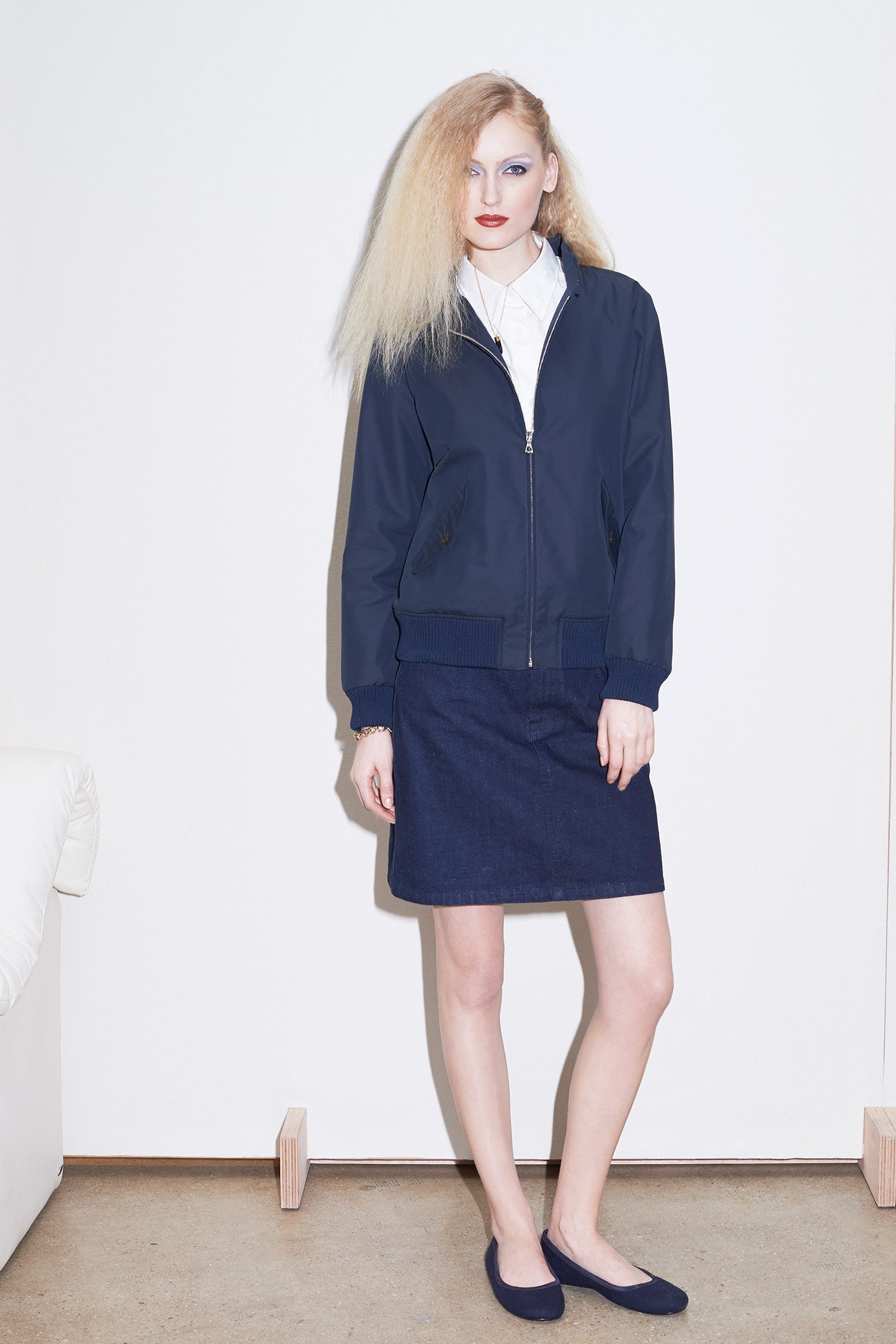 blue denim fitted pencil skirt