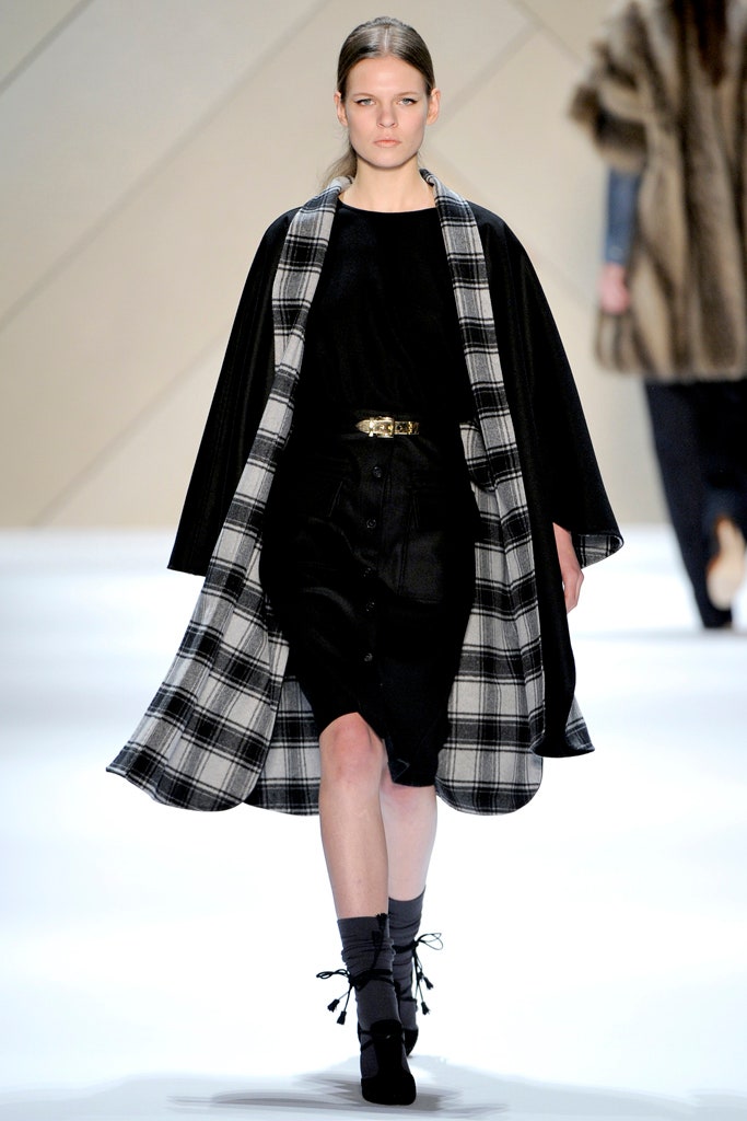 black wool long-sleeve collared relaxed checked layered coat