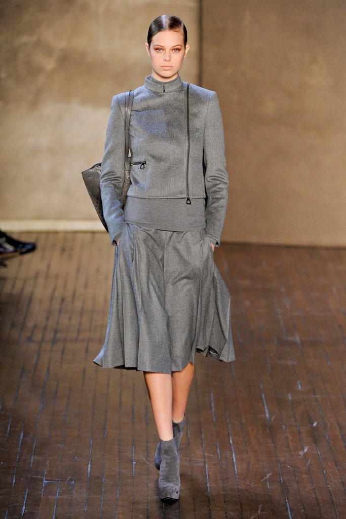 gray wool long-sleeve collared fitted zippered jacket