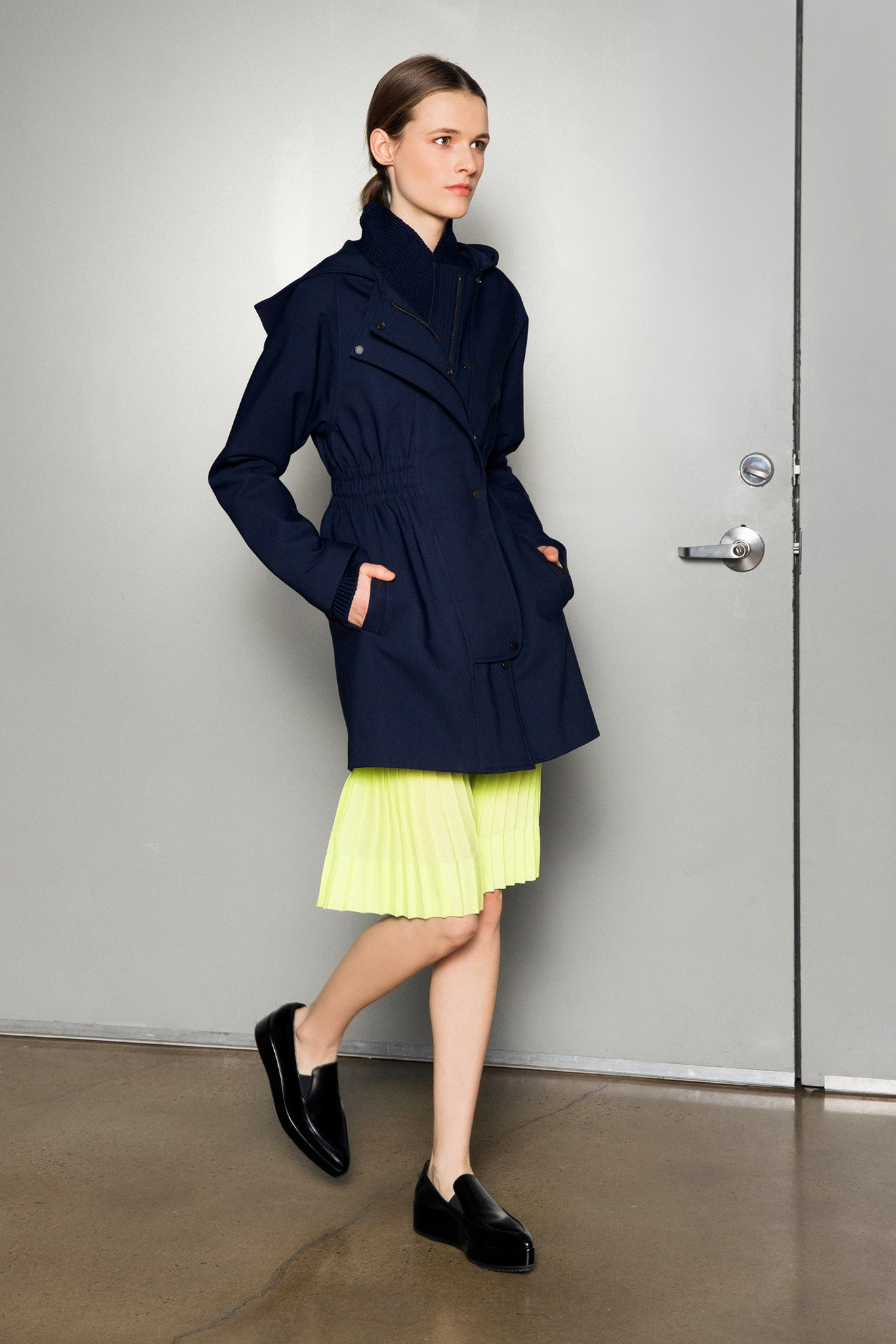 blue cotton long-sleeve hooded relaxed zippered pockets coat