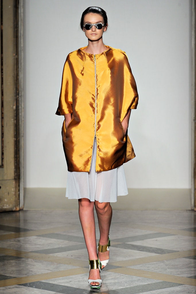 gold silk short-sleeve collared relaxed zippered pockets coat
