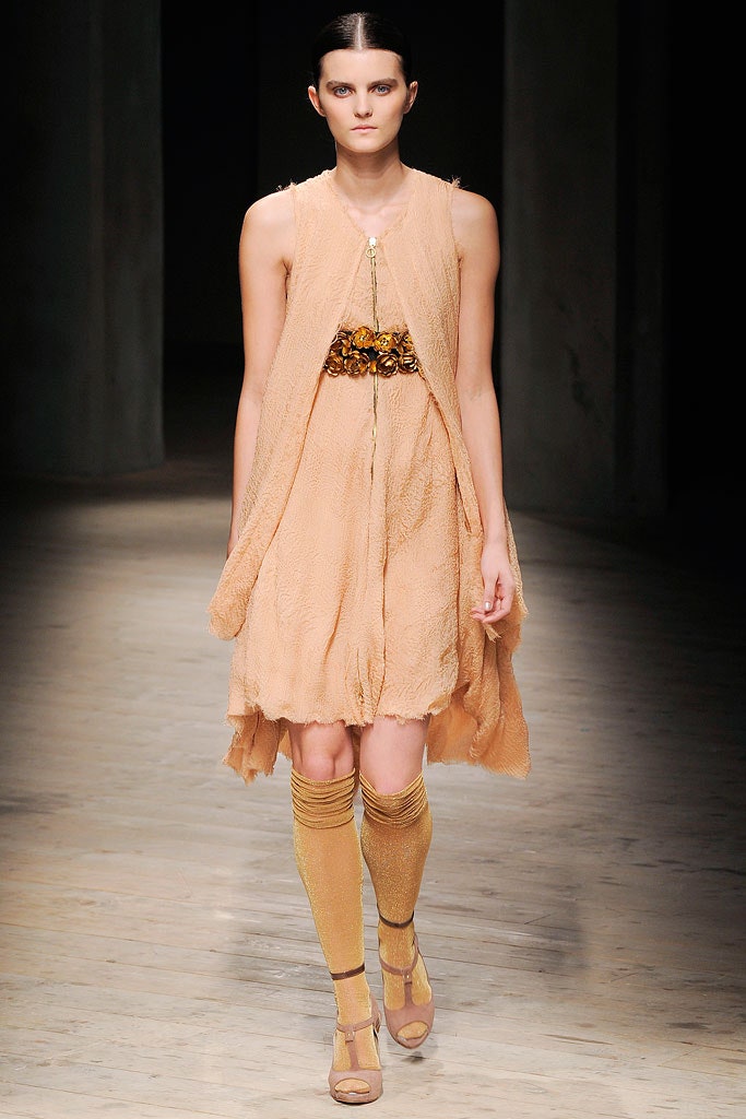 gold metallic embellished belt