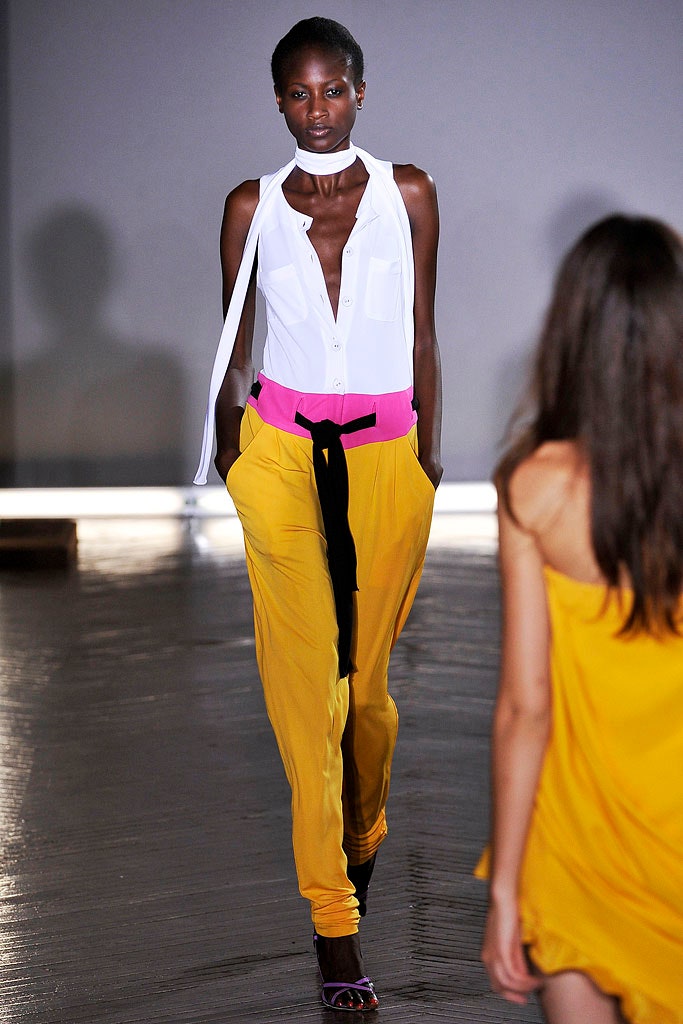 yellow relaxed high-waisted zippered pockets pants