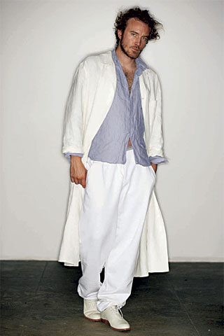 white cotton long-sleeve collared relaxed buttoned coat