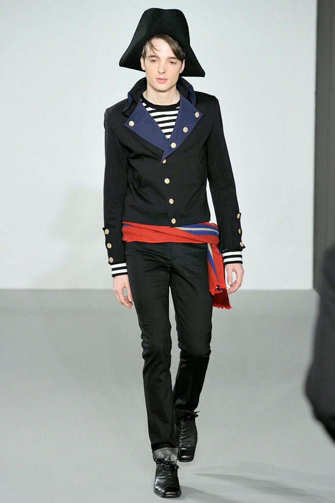 black fitted jacket with striped shirt