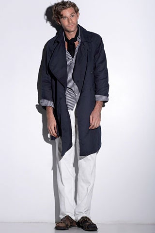 blue cotton long-sleeve collared relaxed buttoned trench