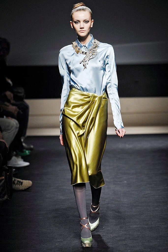 green silk relaxed pleated shiny skirt
