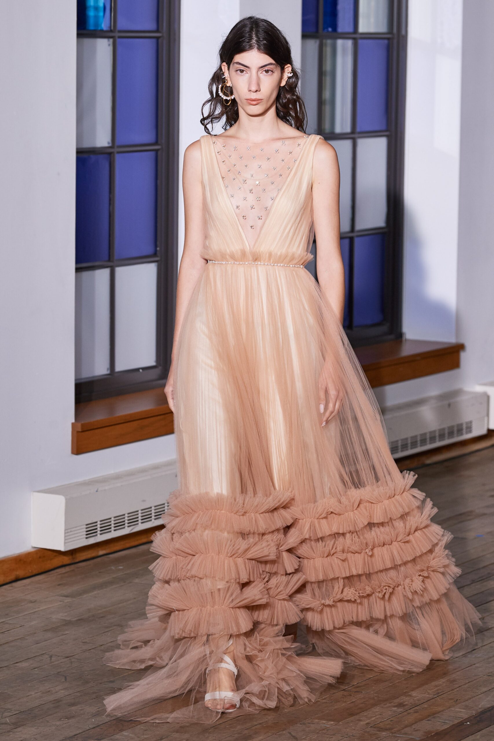 beige tulle sleeveless gown
