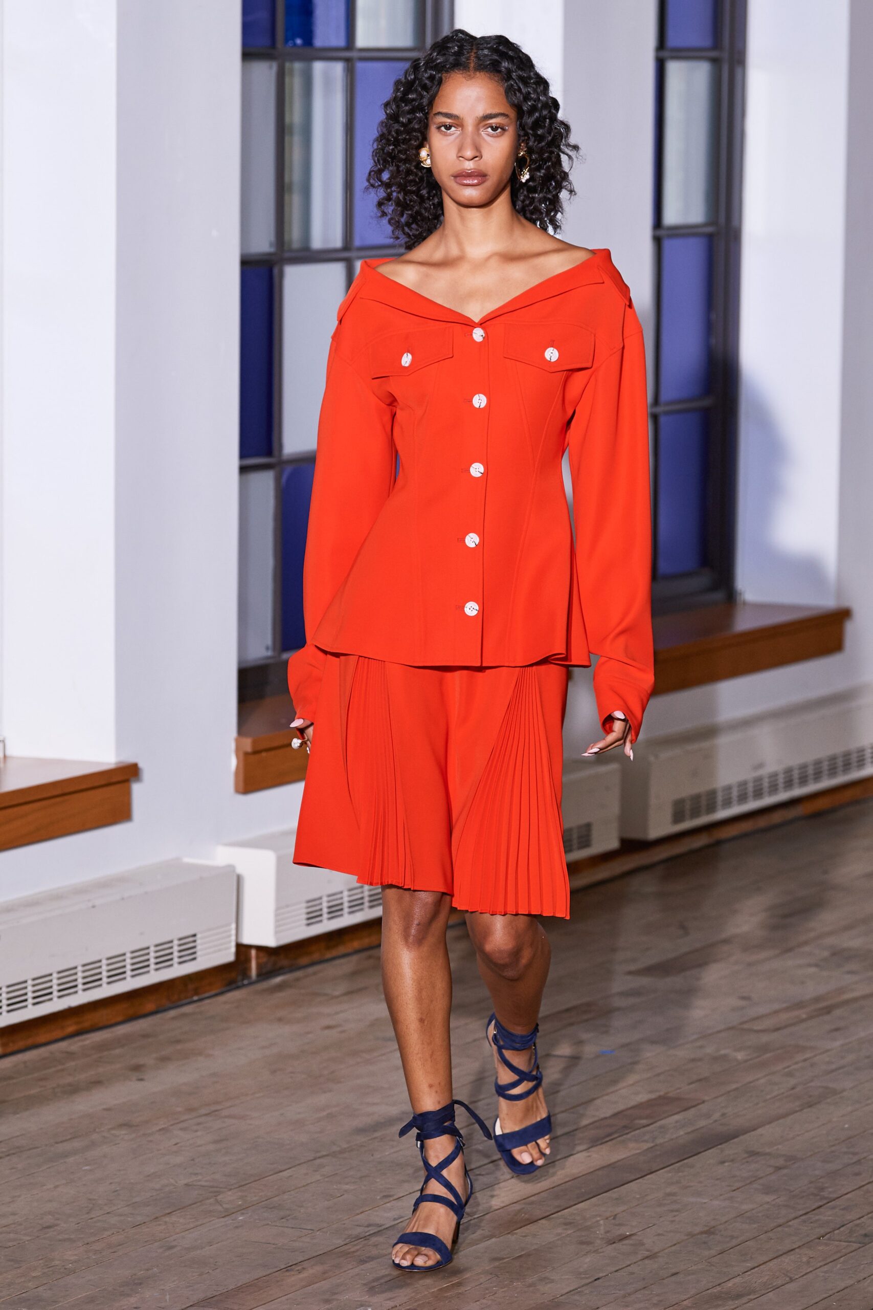 red cotton fitted pleated a-line mini skirt