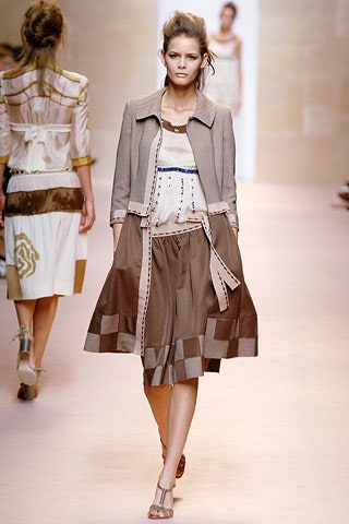 beige cotton long-sleeve collared tailored buttoned jacket