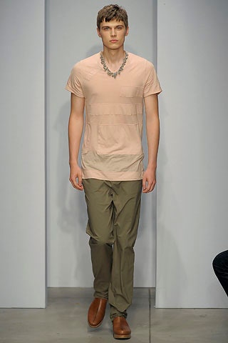 pink relaxed t-shirt with green pants