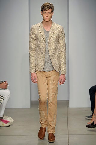 beige embroidered blazer with gray t-shirt