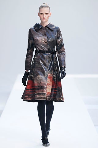 black printed midi coat with gloves