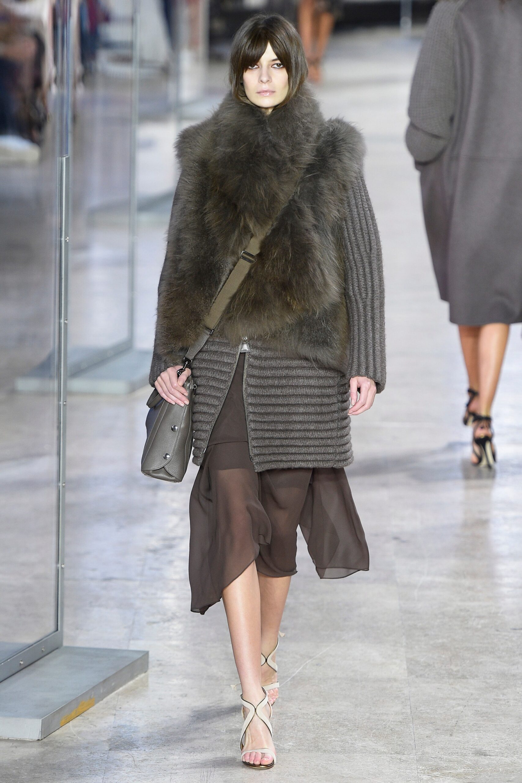 gray wool long-sleeve collared relaxed layered coat