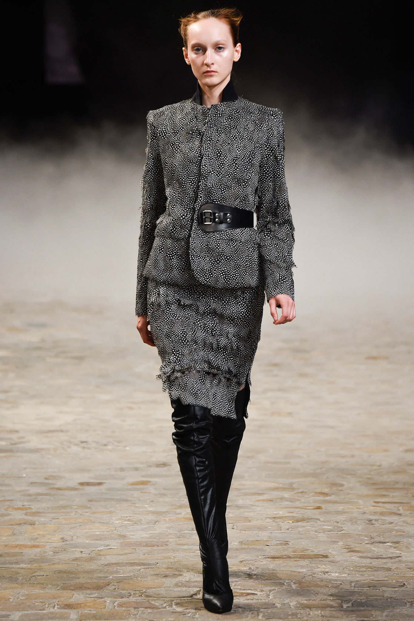 black and white structured blazer outfit