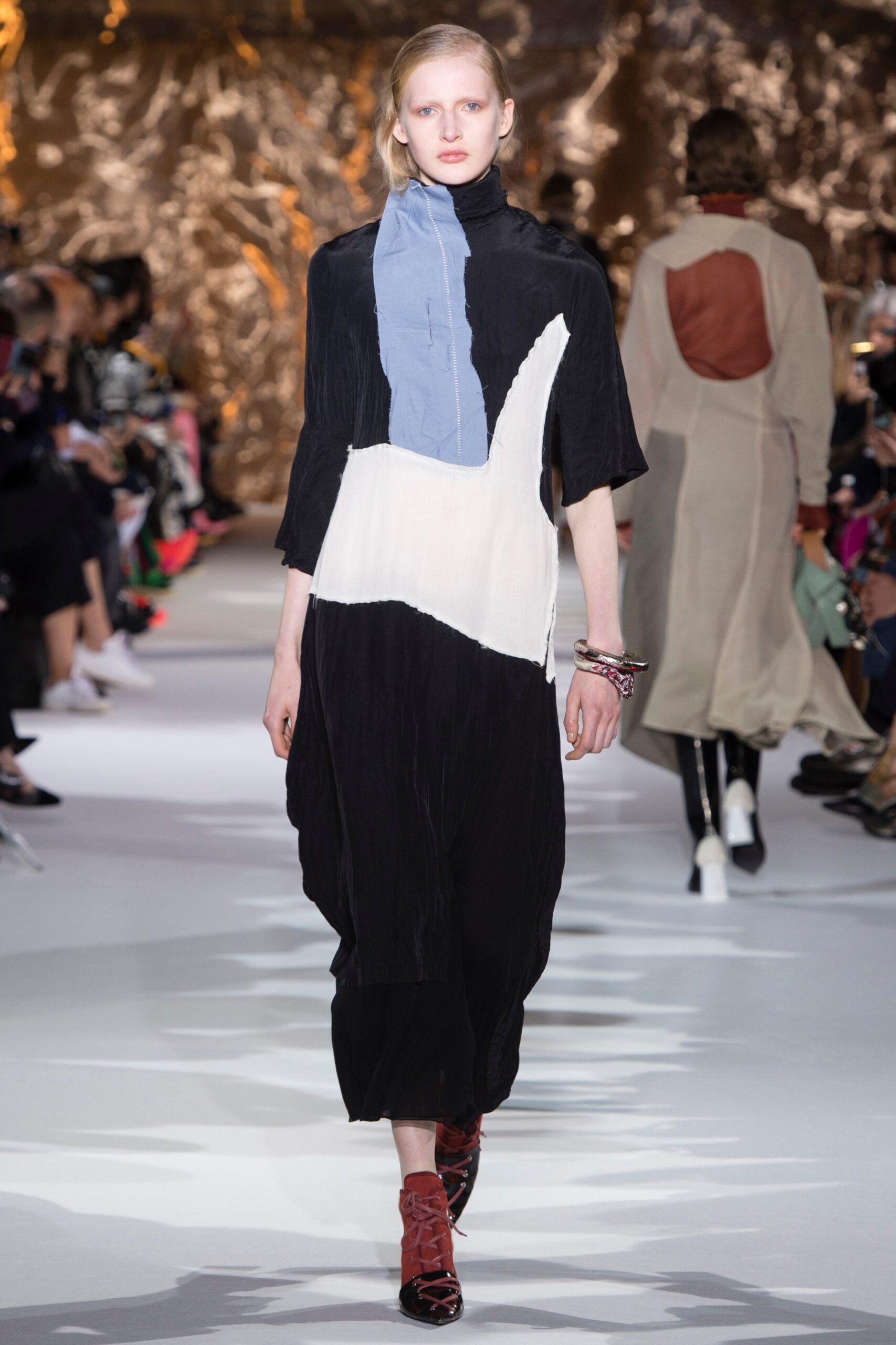 color-blocked relaxed midi dress