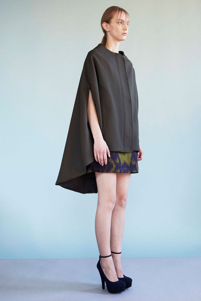 green wool long-sleeve relaxed zippered cape