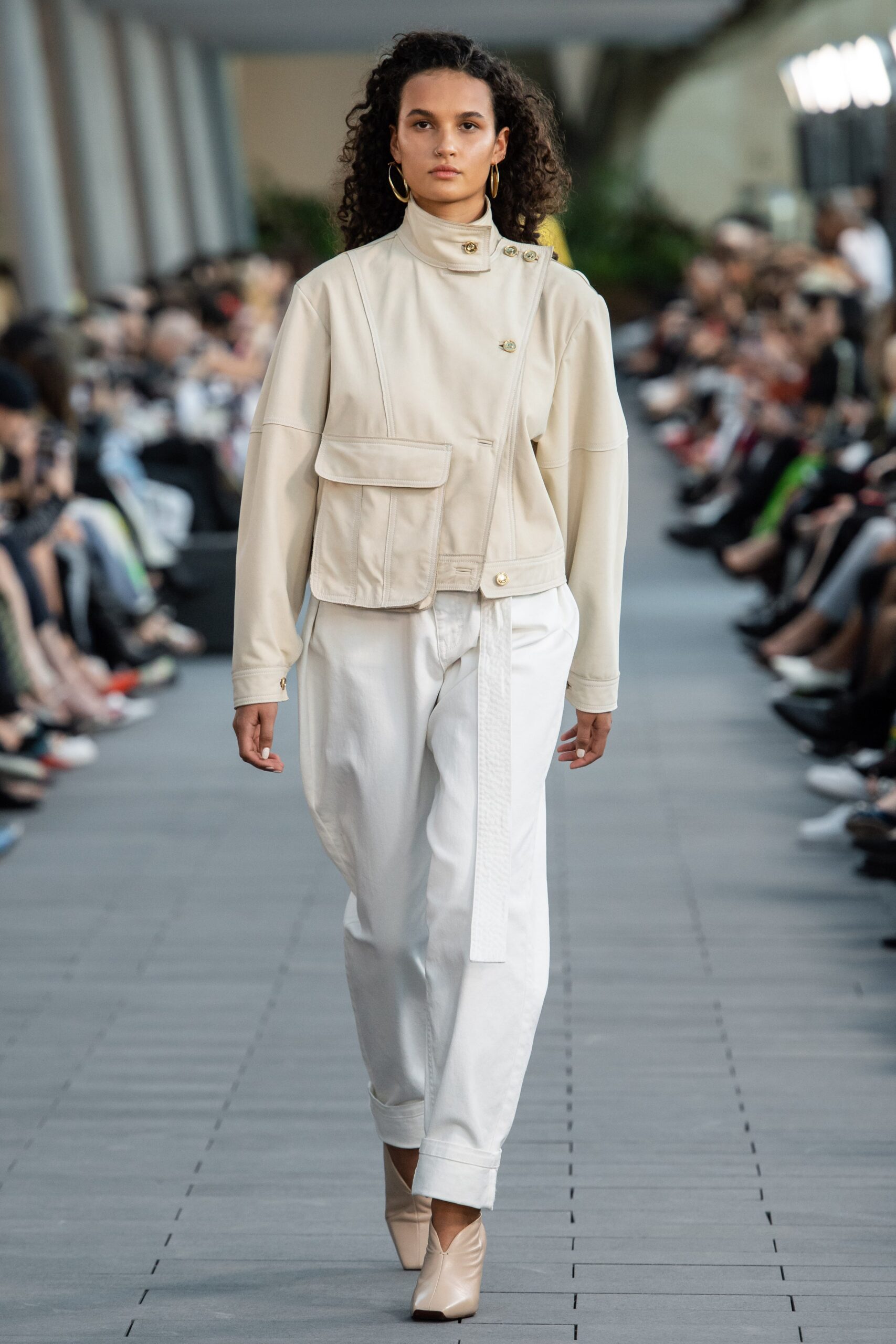beige leather long-sleeve collared fitted buttoned jacket
