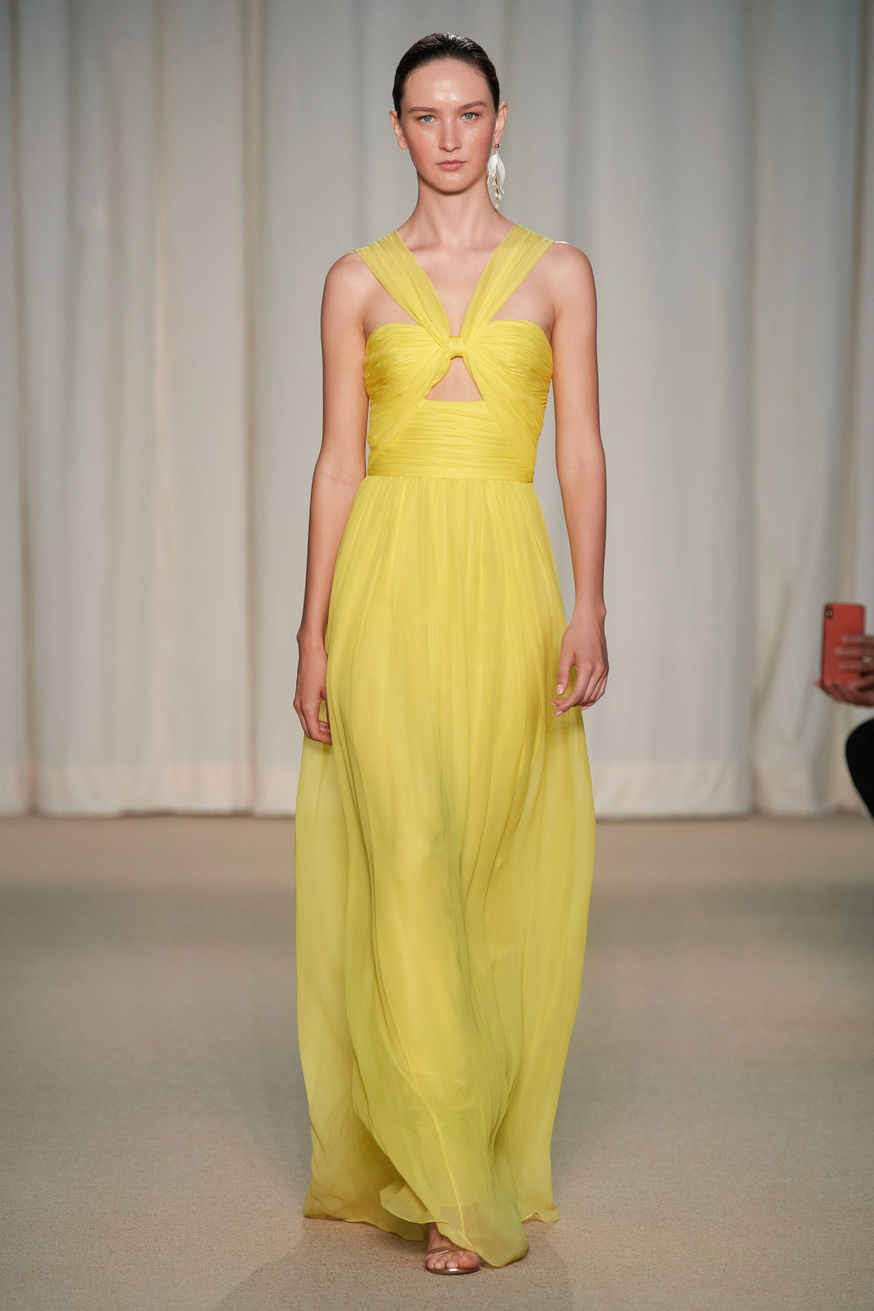 yellow chiffon sleeveless gown