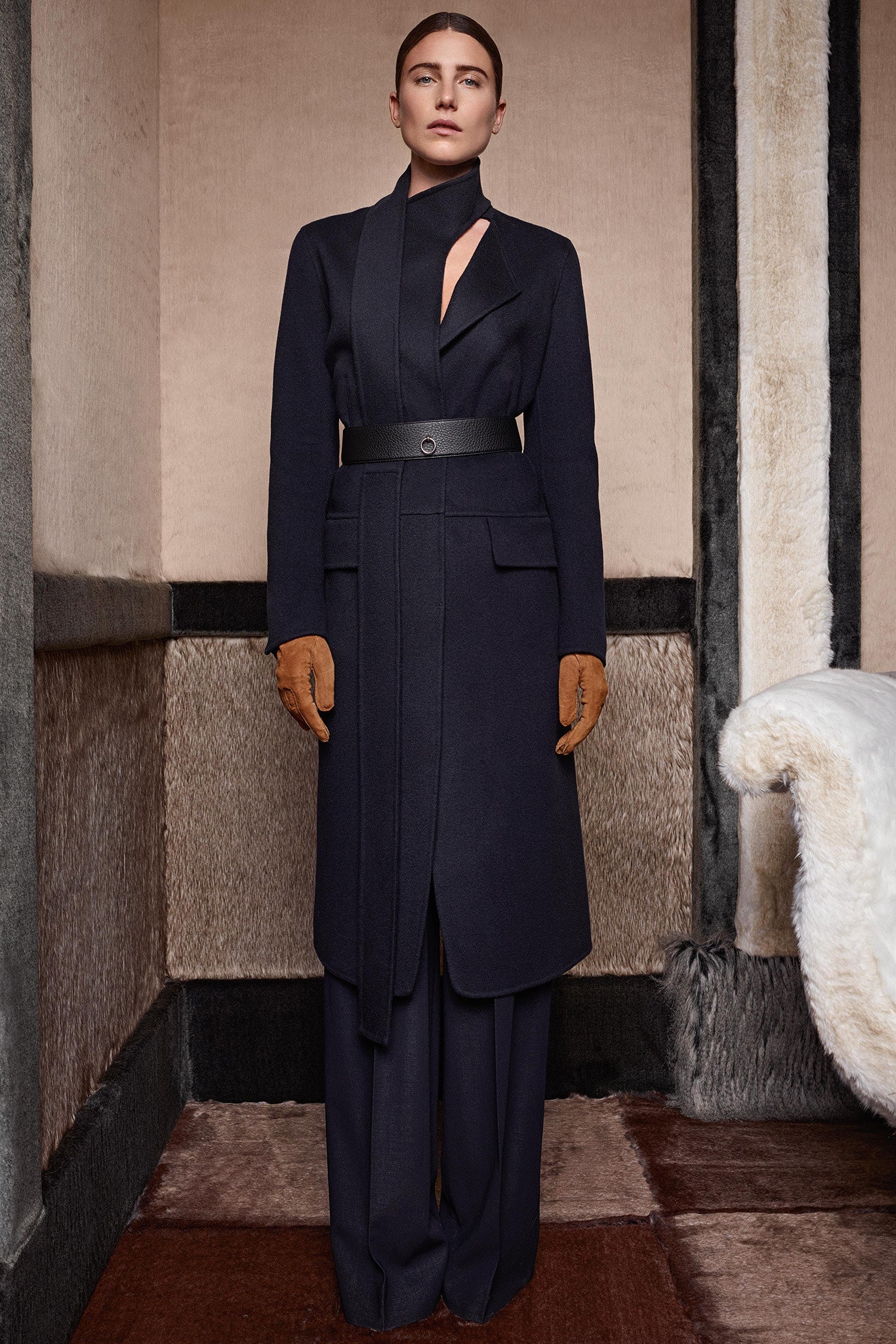 blue wool long-sleeve collared fitted buttoned pockets coat