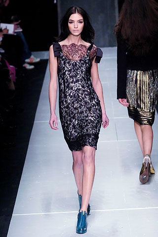 black lace fitted mini dress