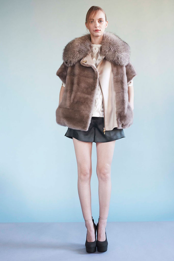 brown fur short-sleeve relaxed zippered coat