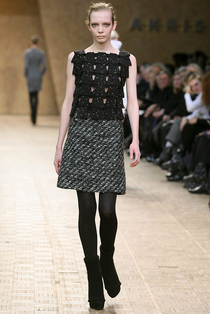 black silk sleeveless square-neck fitted layered top