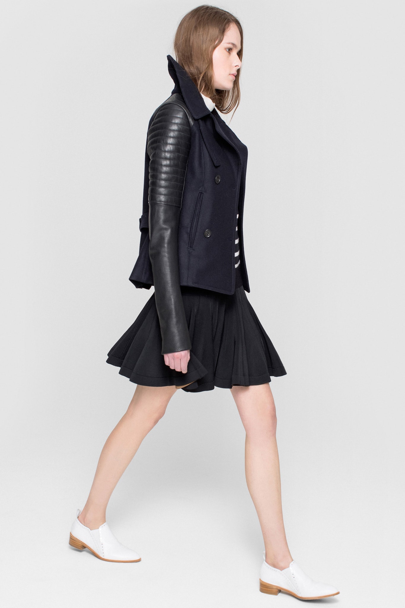 black cotton long-sleeve collared fitted zippered pockets jacket