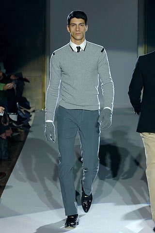 gray wool fitted gloves