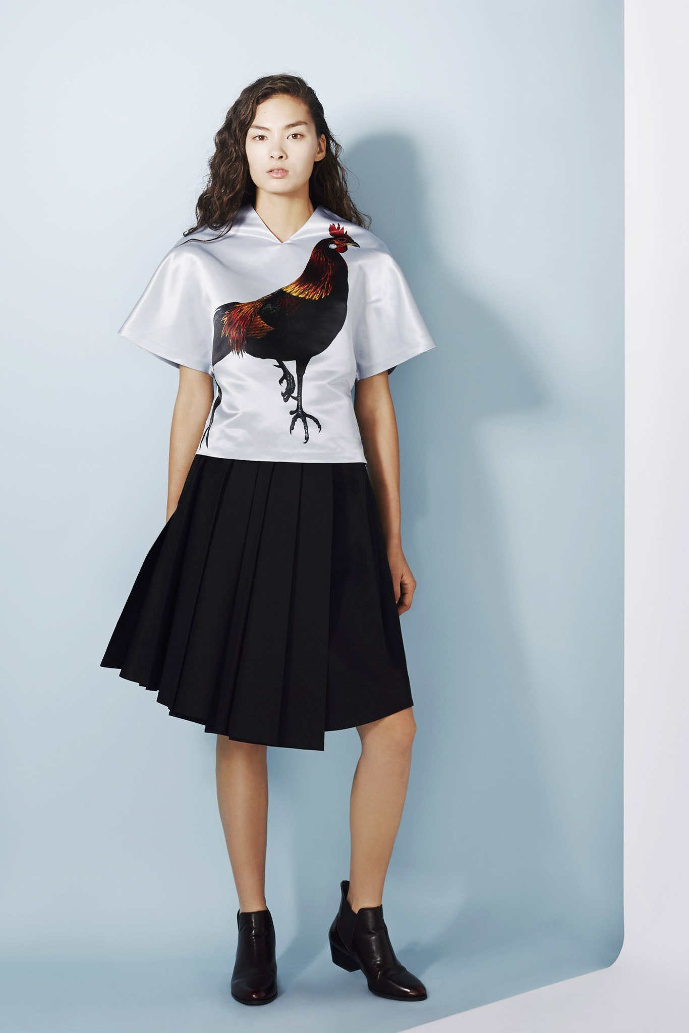 gray silk short-sleeve collared relaxed printed top