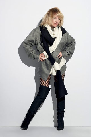 oversized gray sweater with leggings