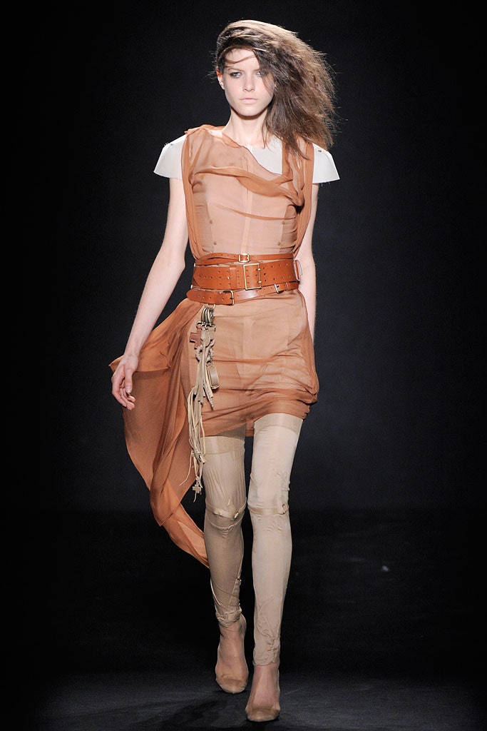 beige cotton fitted straight-leg leggings