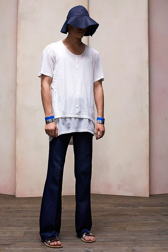 white t-shirt with blue pants
