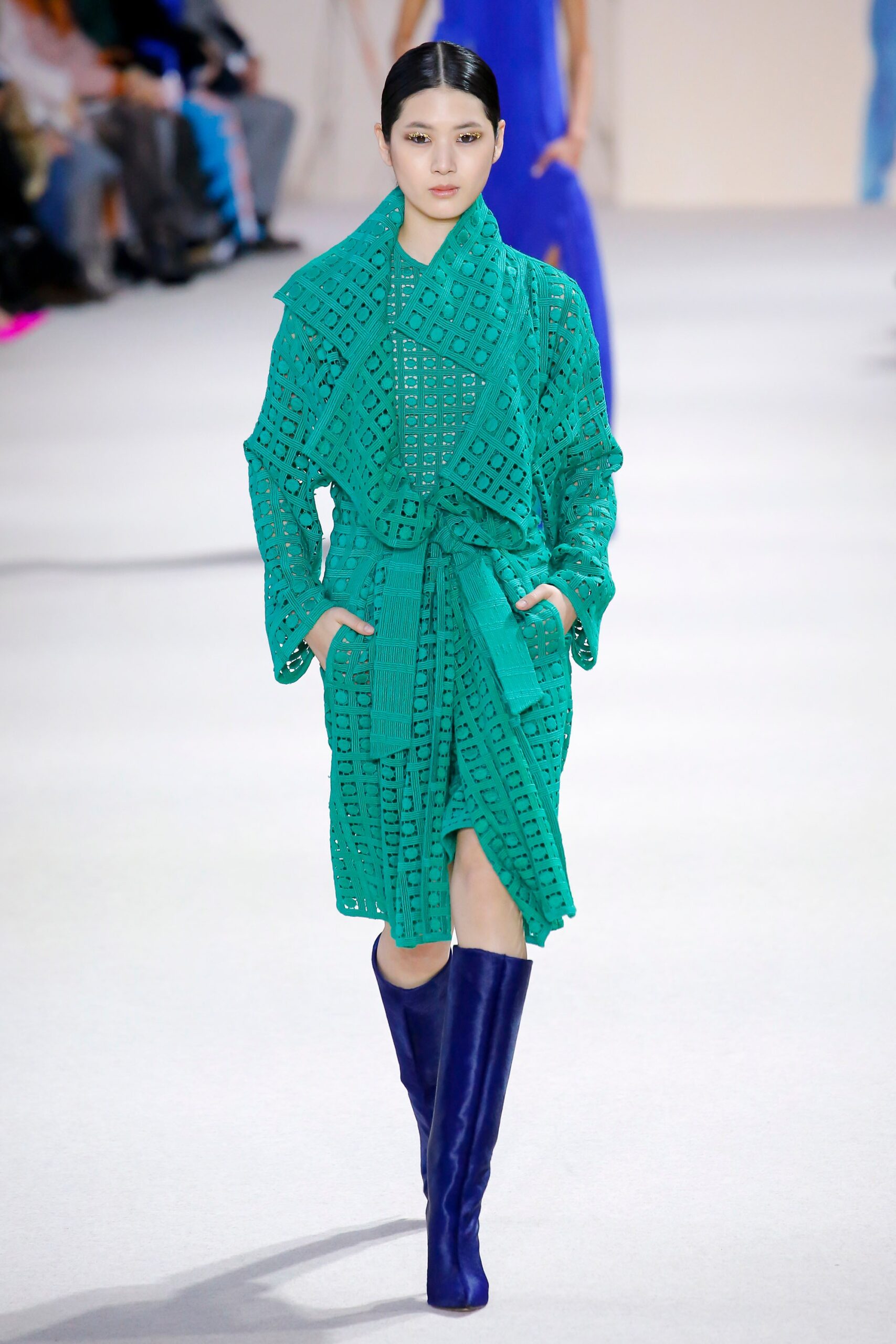 green cotton long-sleeve collared fitted zippered pockets dress