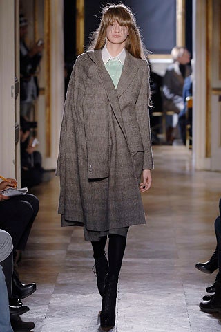 gray wool long-sleeve collared relaxed buttoned midi coat