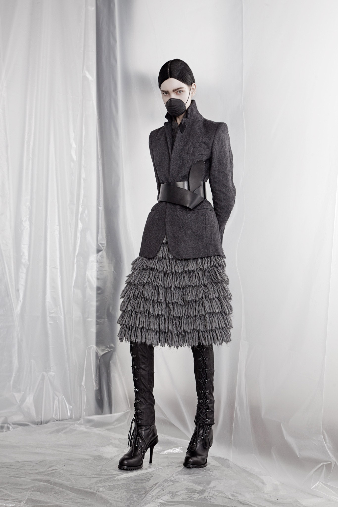 gray cotton fitted tiered skirt
