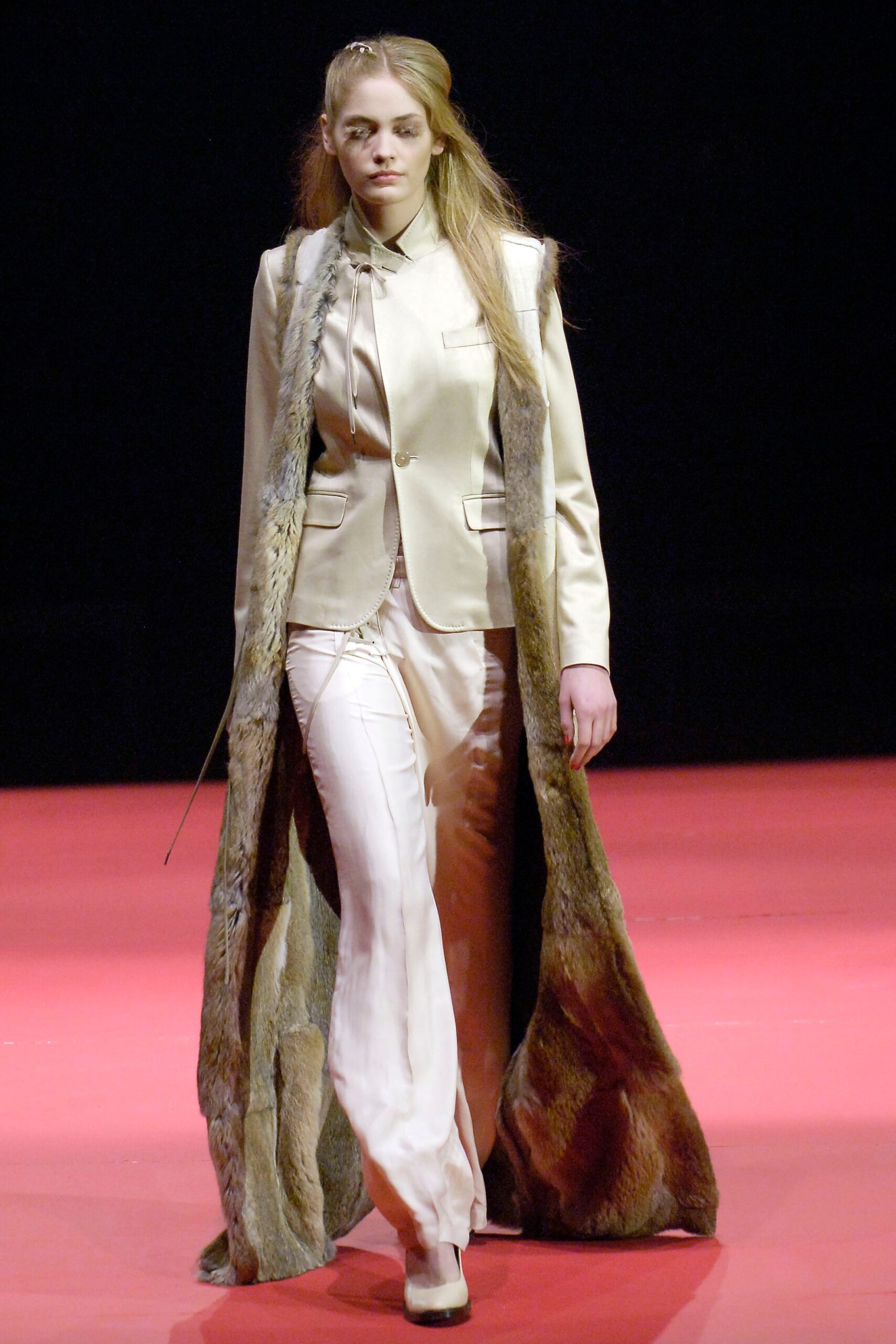 beige silk long-sleeve collared tailored buttoned suit