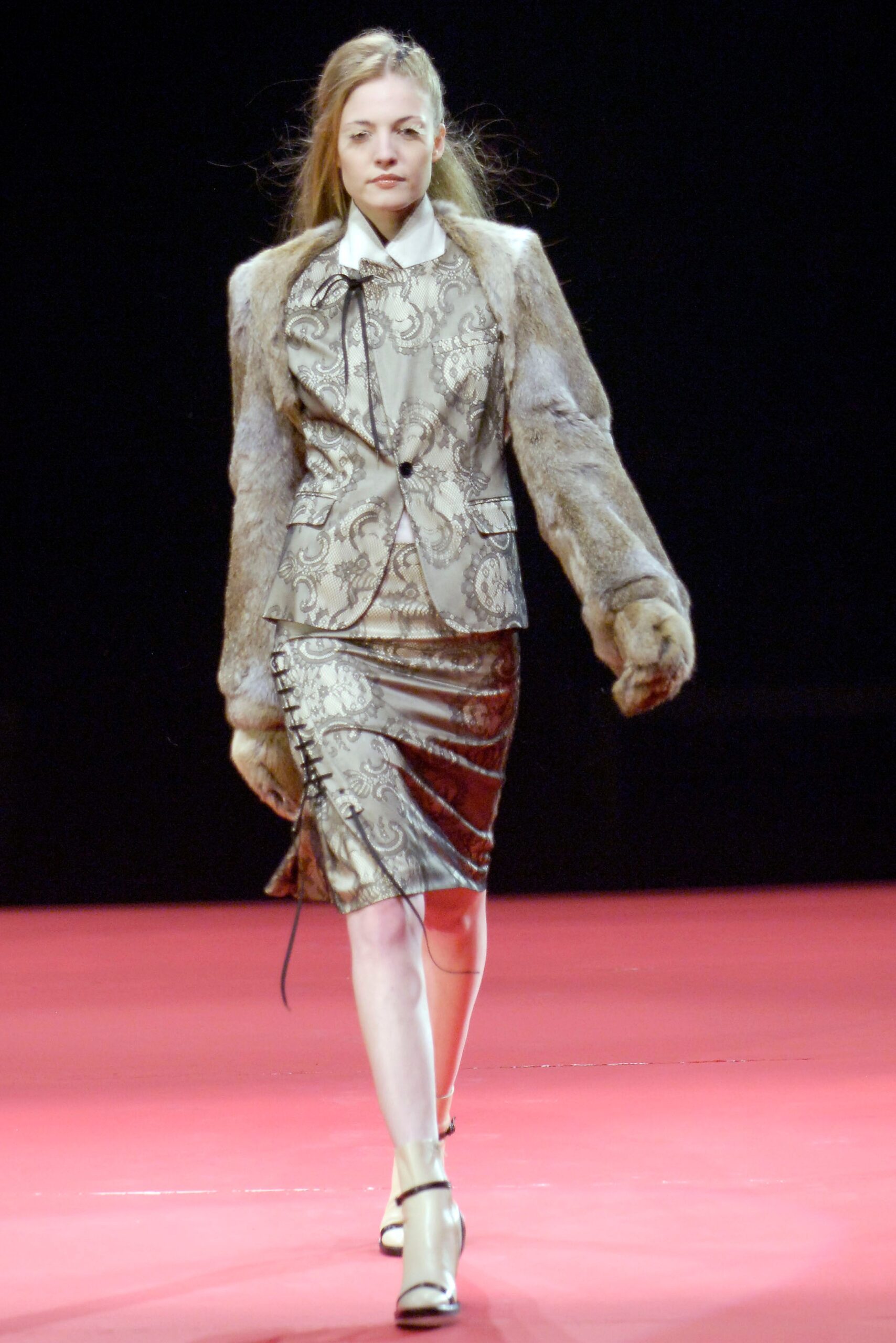 brown fur long-sleeve collared fitted embroidered jacket