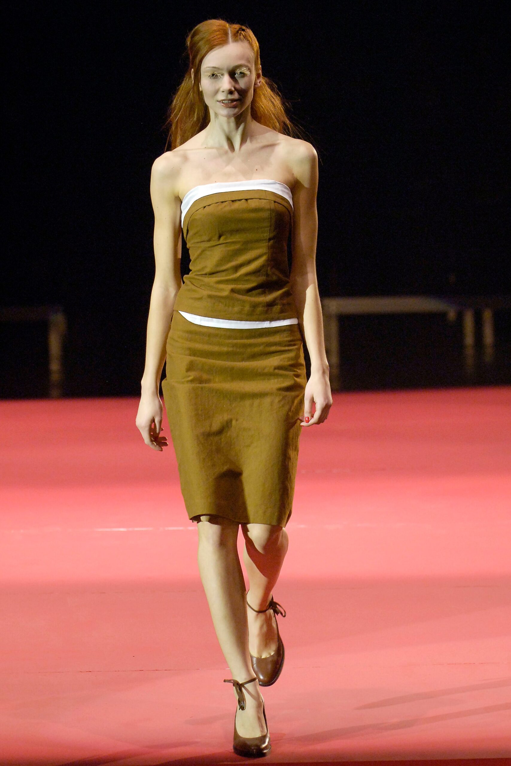 brown fitted strapless dress