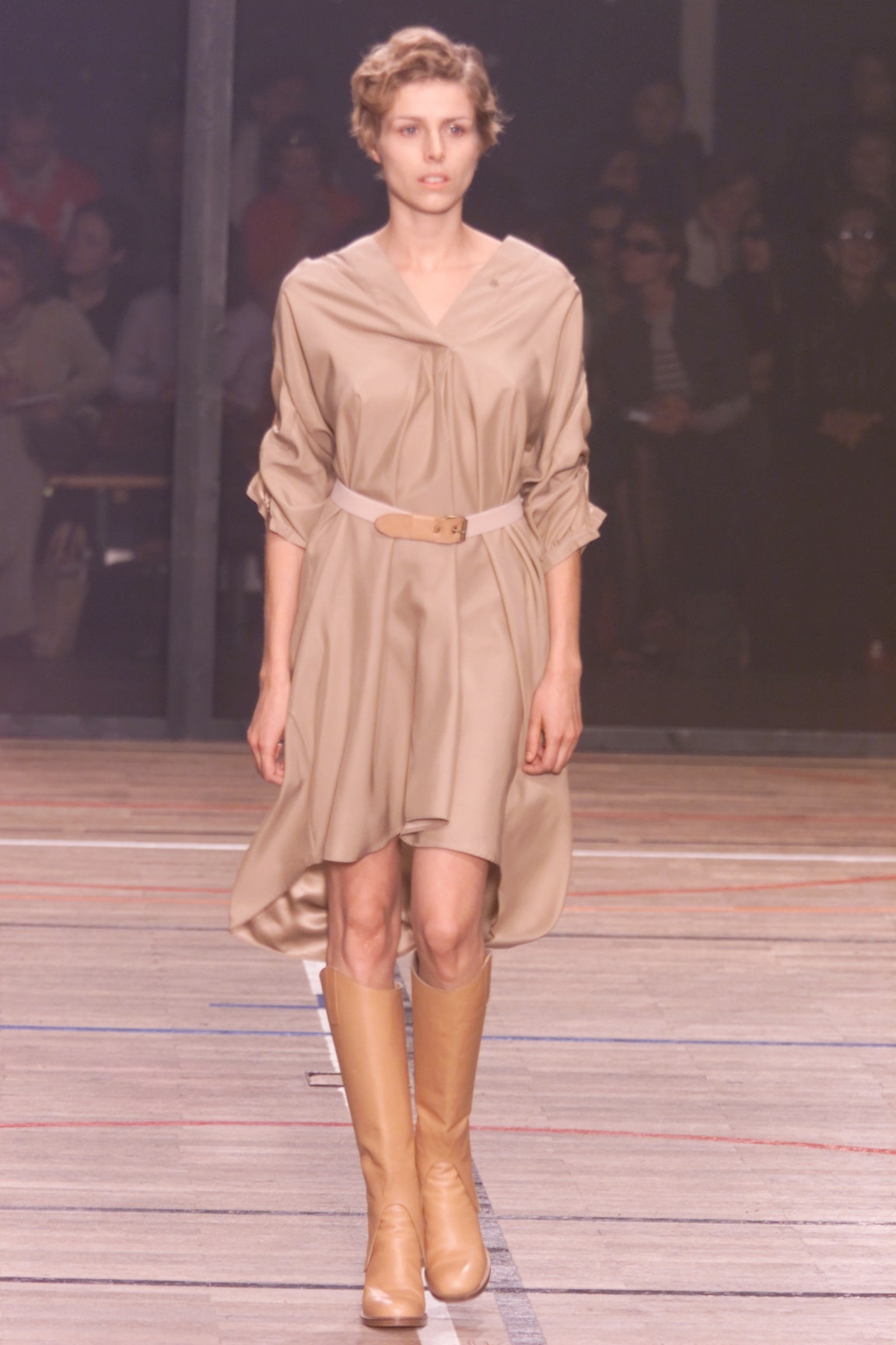 beige relaxed midi dress with tan boots