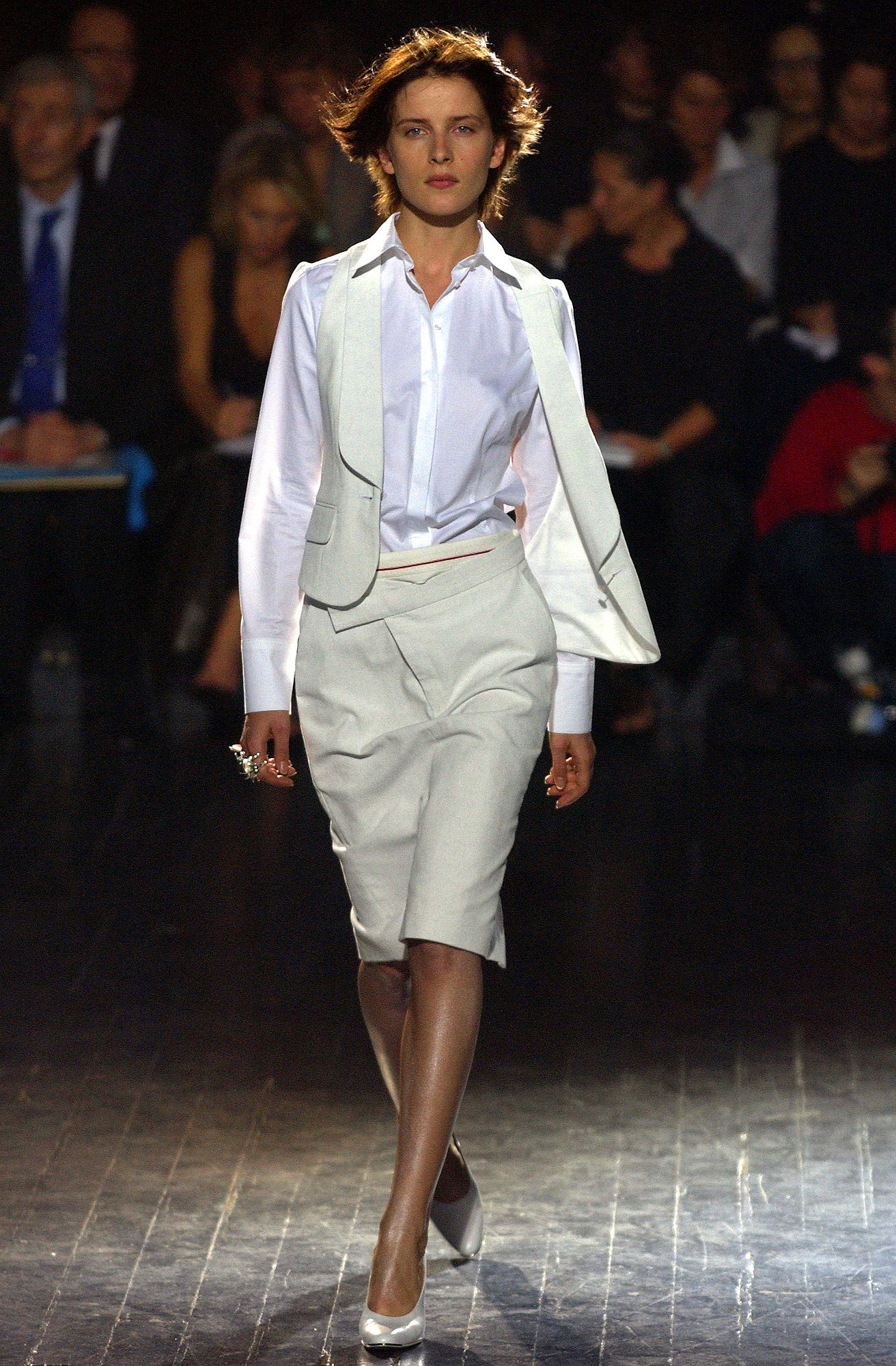 white cotton long-sleeve collared fitted blouse