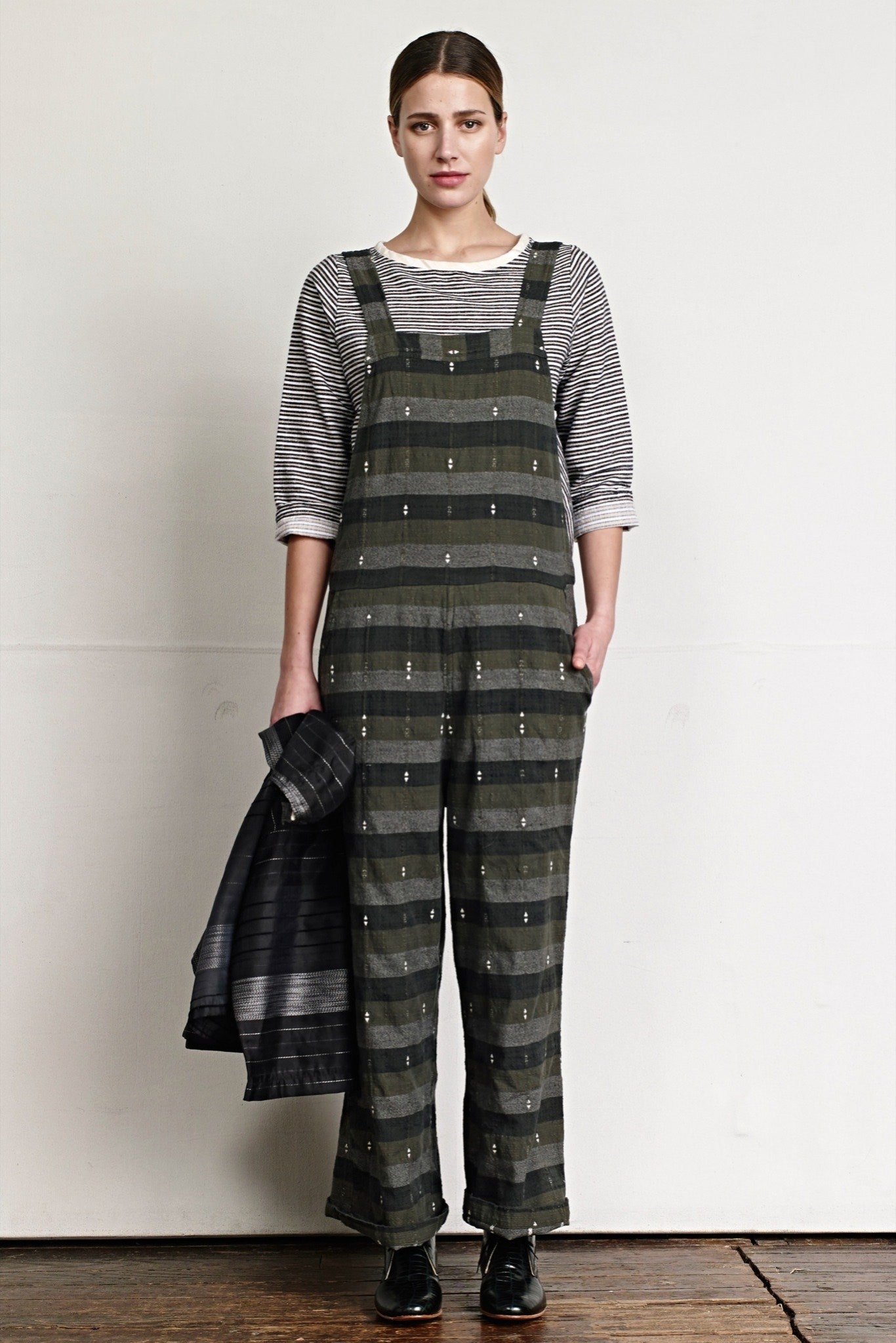 green cotton sleeveless relaxed striped pockets overalls