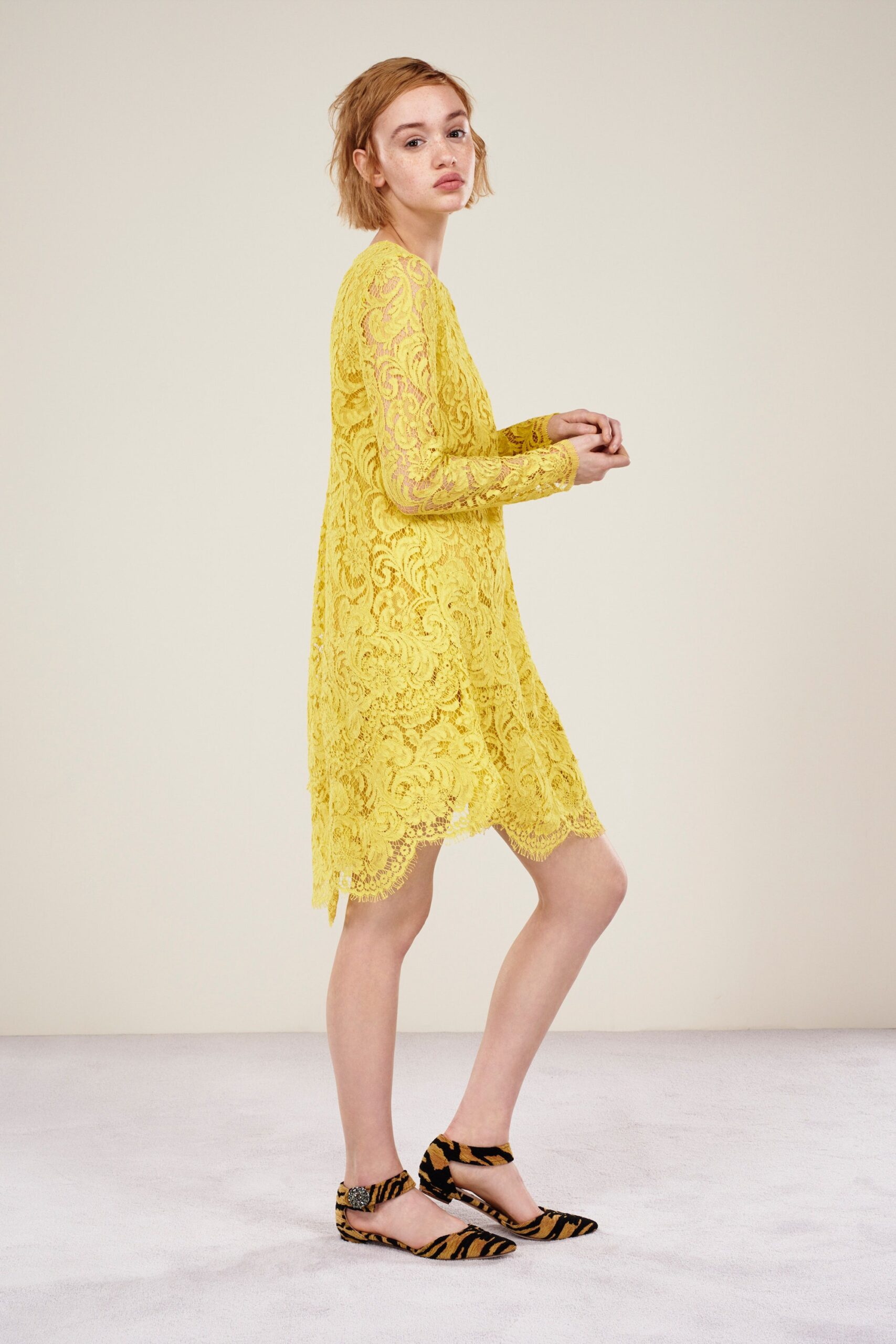 yellow lace long-sleeve dress
