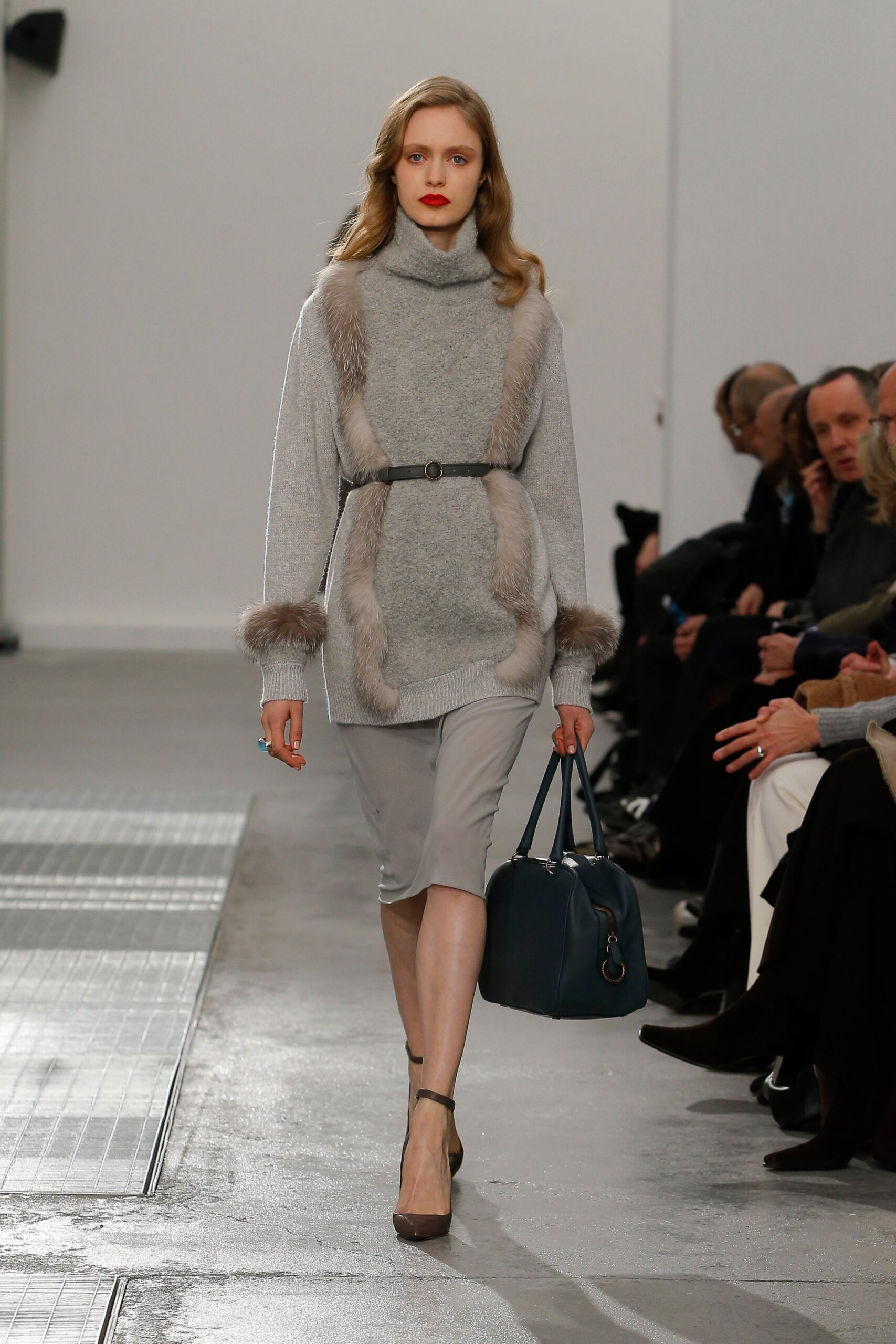 gray fitted sweater and pencil skirt