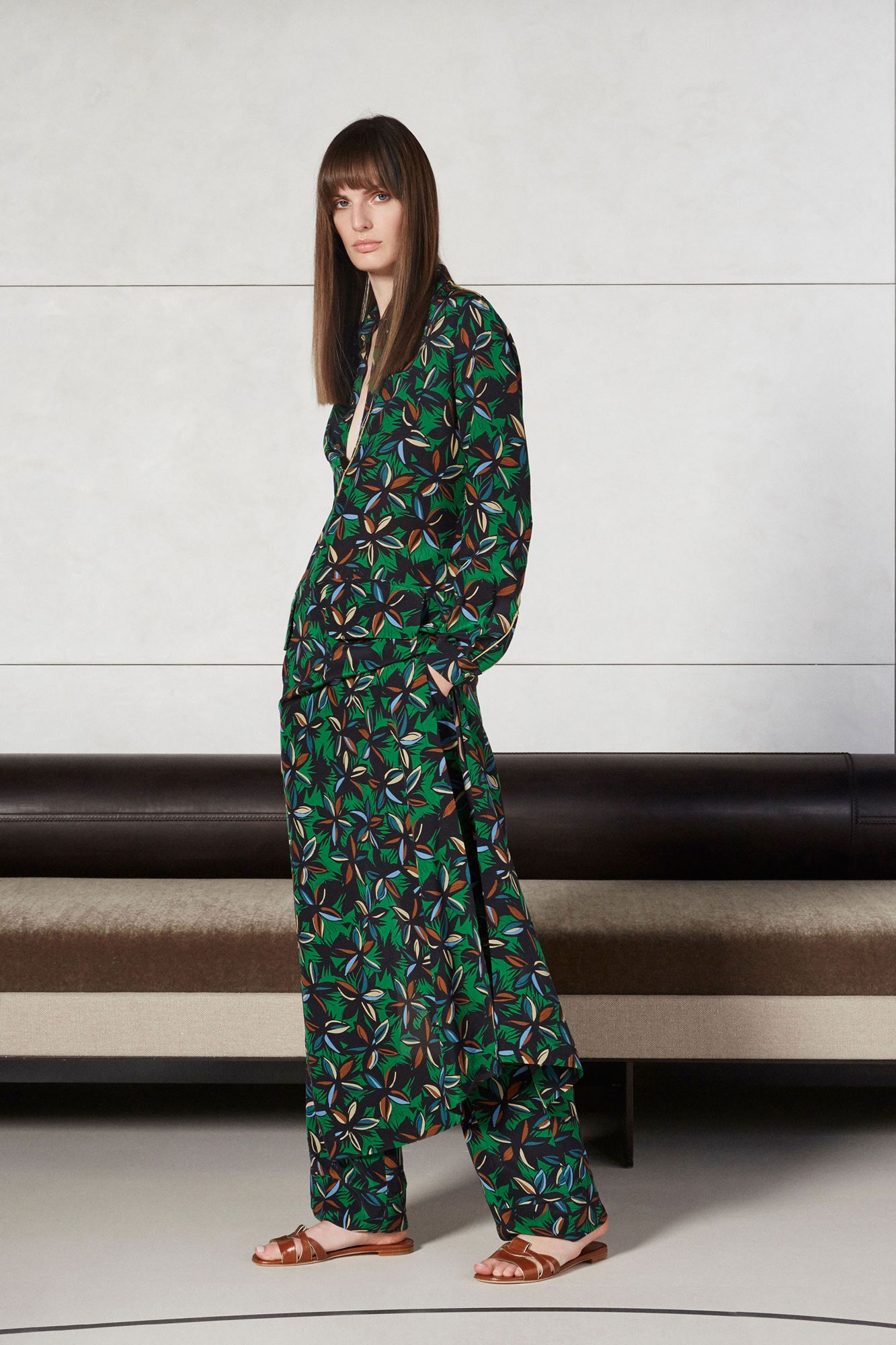 printed green relaxed jacket and pants