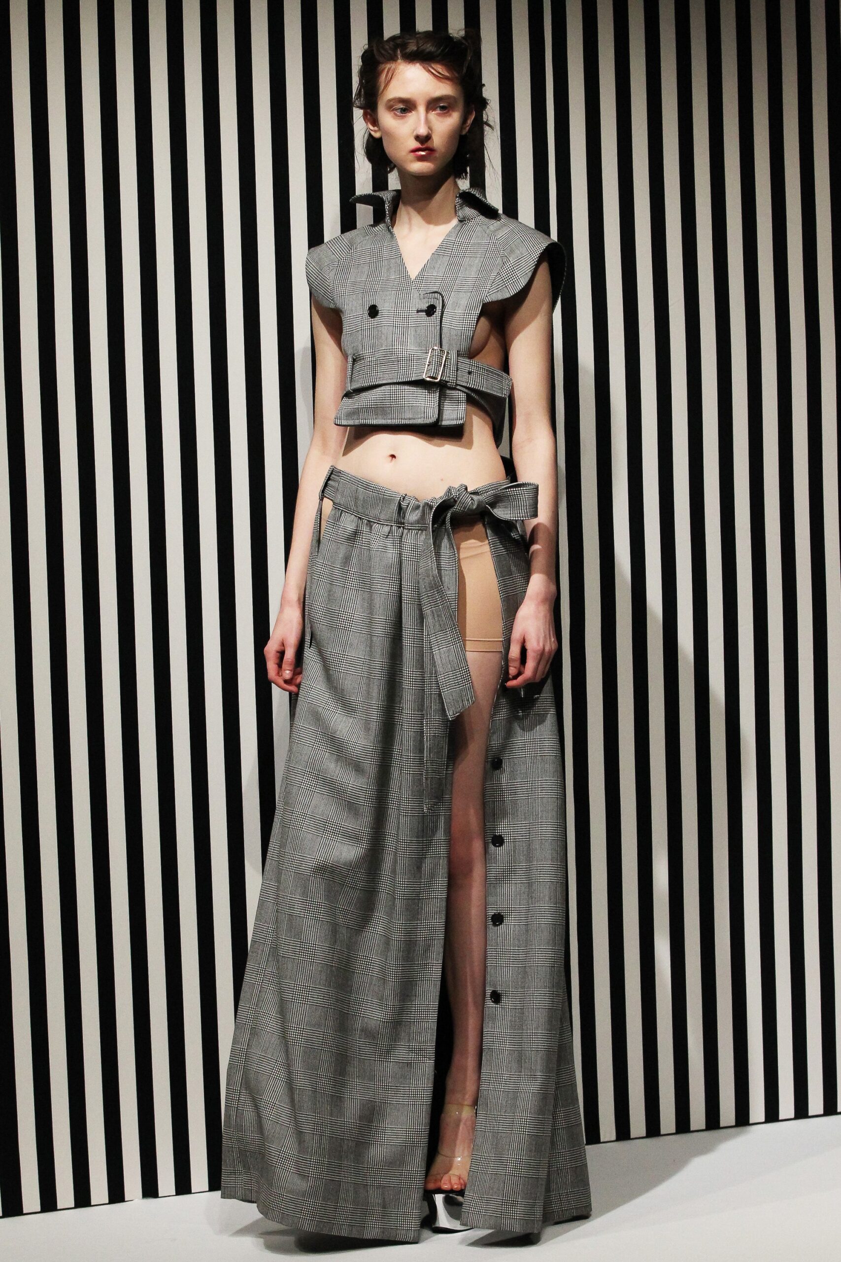 gray cotton long-sleeve slit fitted high-waisted buttoned skirt